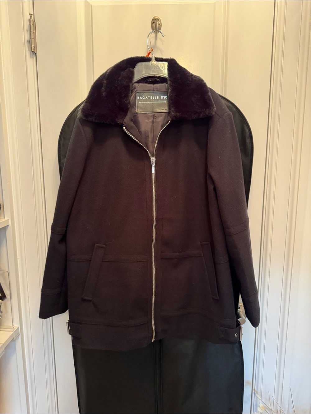 Bagatelle Black Womens Zip-Front Pea Coat with Faux Fur Collar